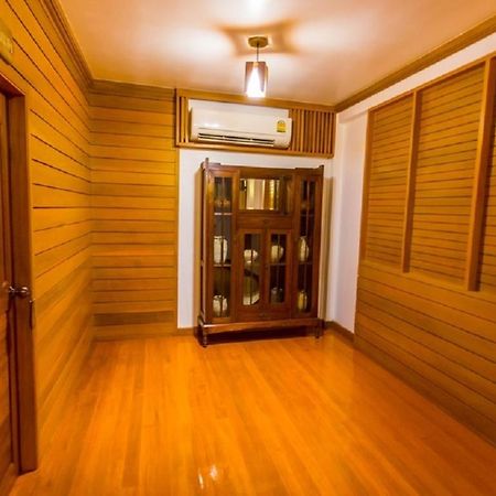 Tree Home Plus Nakhon Si Thammarat Pokoj fotografie